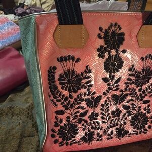 Consuela Classic Tote